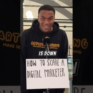😱 How to scare a digital marketer #digitalmarketinglife #chatgpt #digitalmarketing